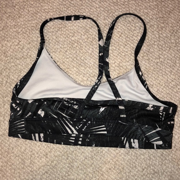 Active set - Picture 2 of 2